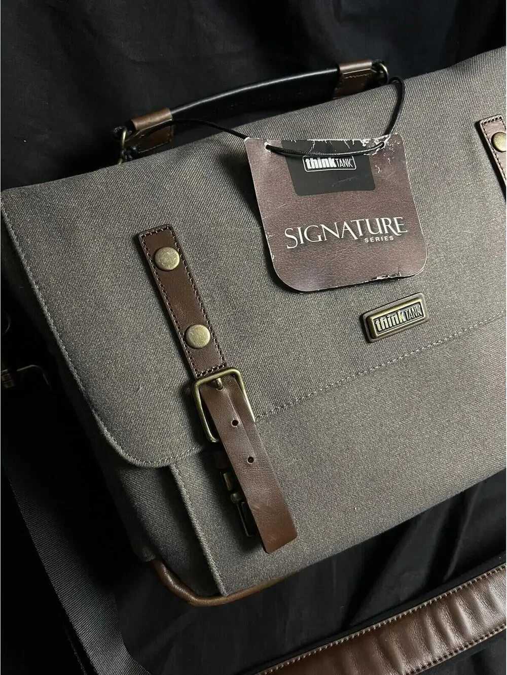NWT Think Tank Photo Signature 13 Shoulder Bag Dusty Olive Camera Leather